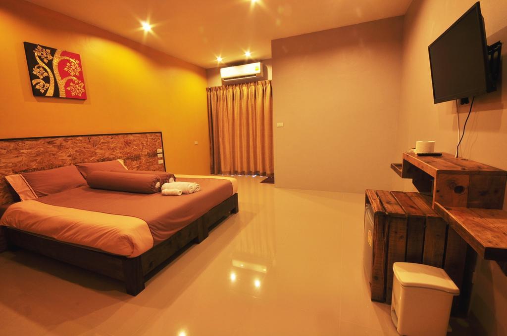 The Bedroom Nai Harn Beach Номер фото