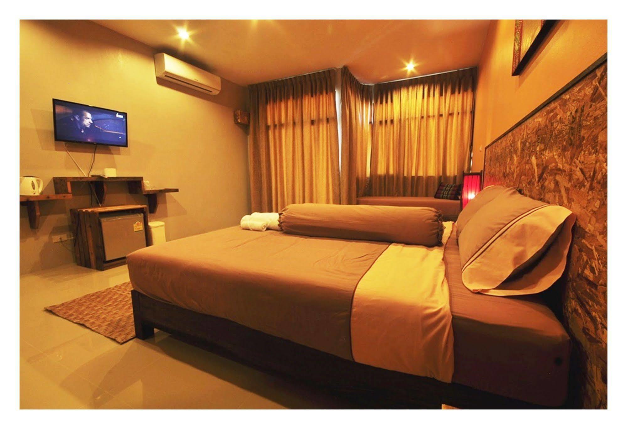 The Bedroom Nai Harn Beach Екстер'єр фото
