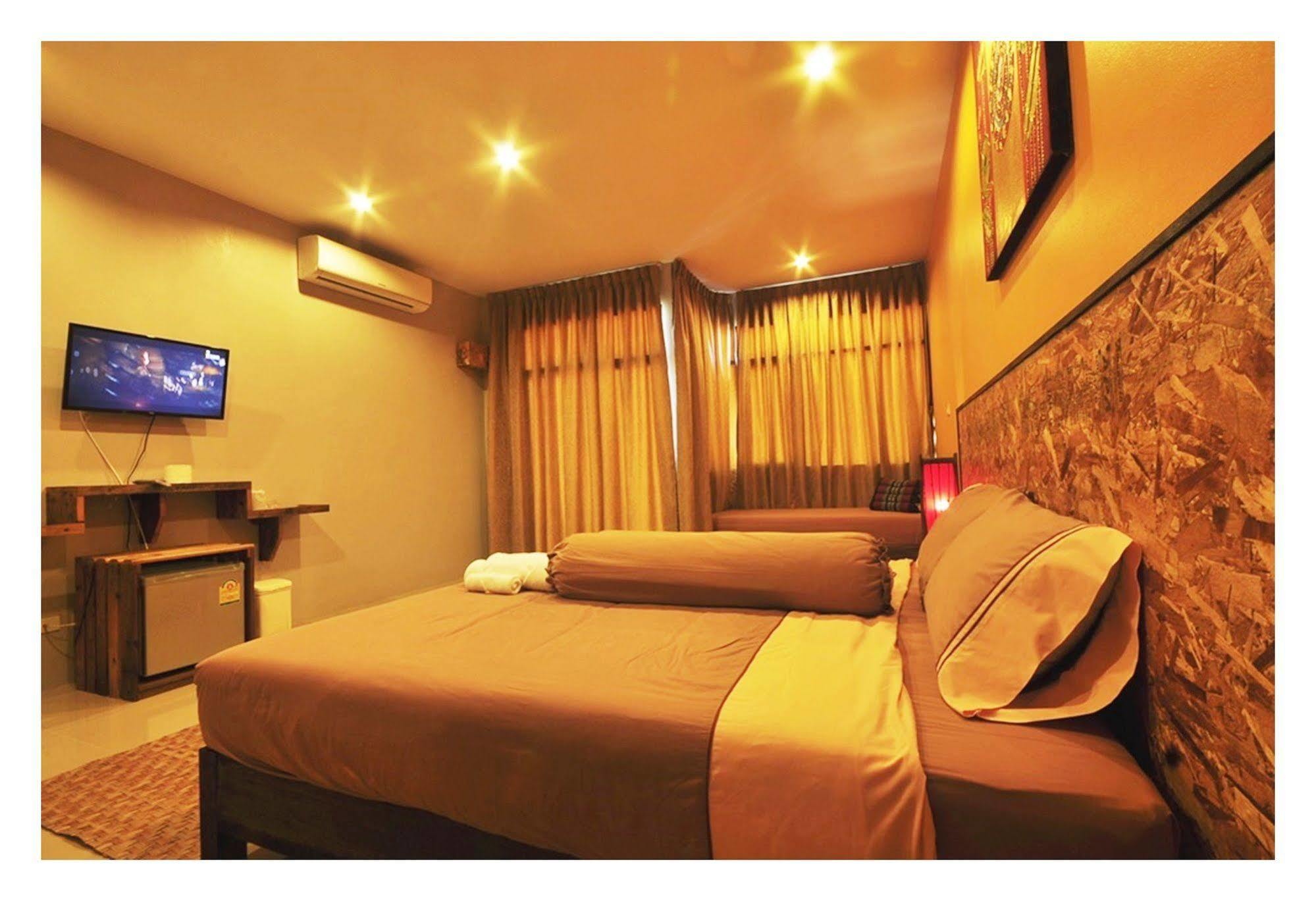 The Bedroom Nai Harn Beach Екстер'єр фото