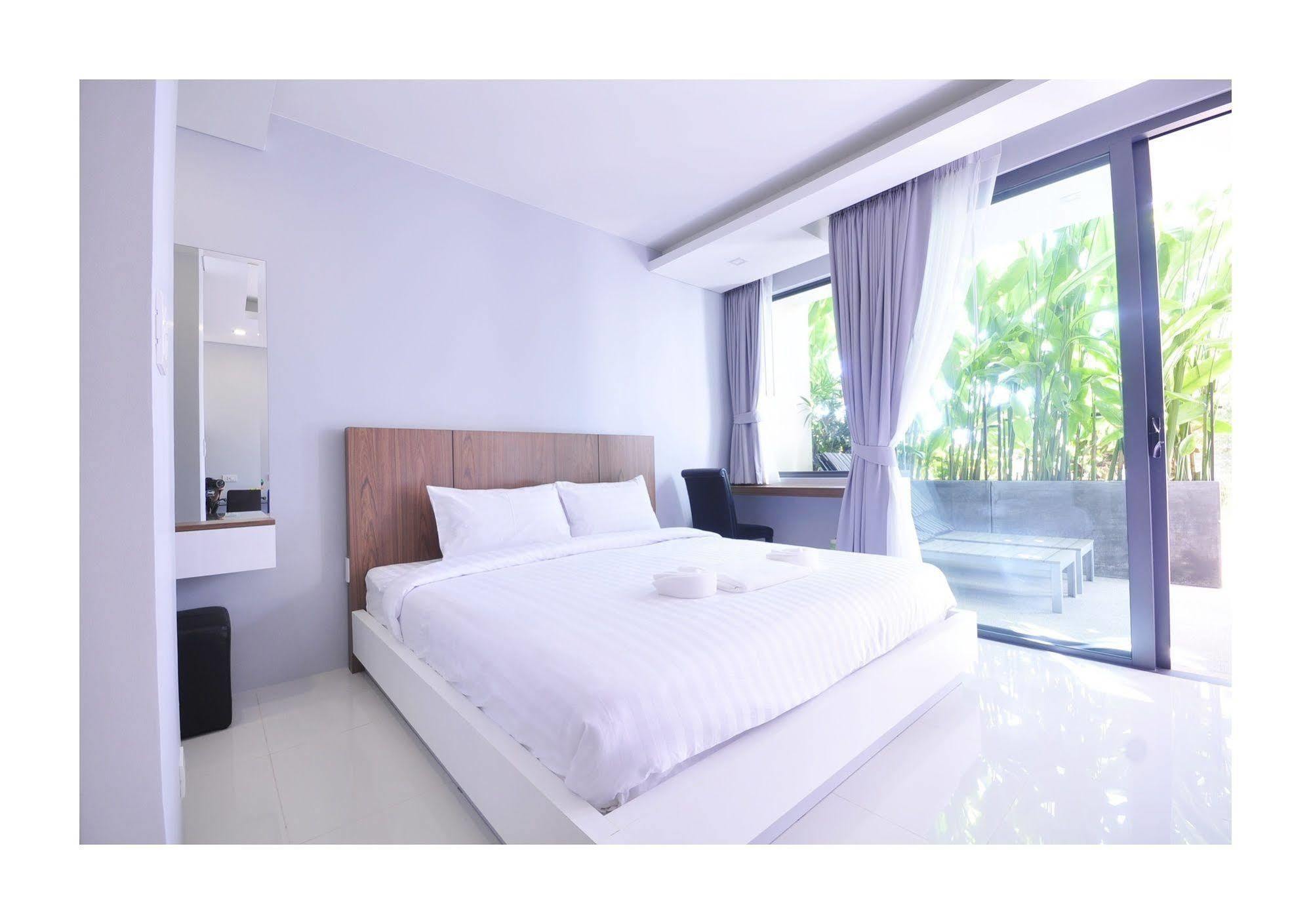 The Bedroom Nai Harn Beach Екстер'єр фото